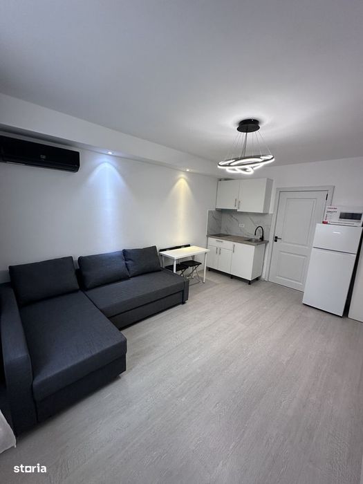 Garsoniera studio 3 minute Metrou 1 Decembrie