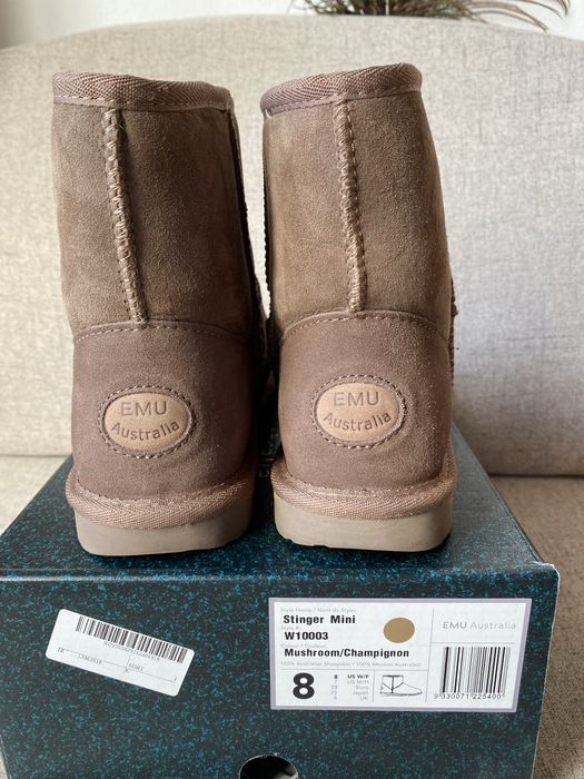 Велурени боти с вълна Emu