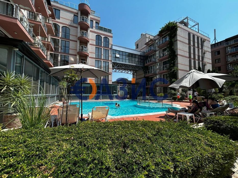 Продава се Тристаен апартамент в к.к. Слънчев бряг - 128 кв.м за 466 €/кв.м - Снимка #1