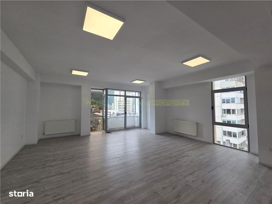 Apartament 3 camere Centrul Civic pretabil co-working hub