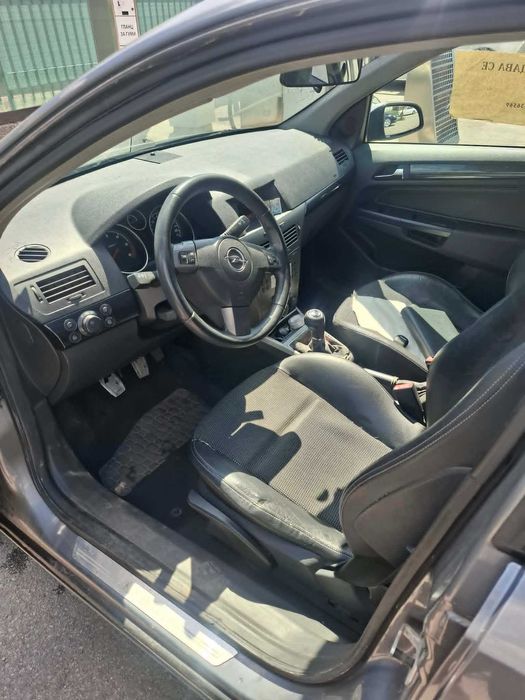 Opel Astra H продава