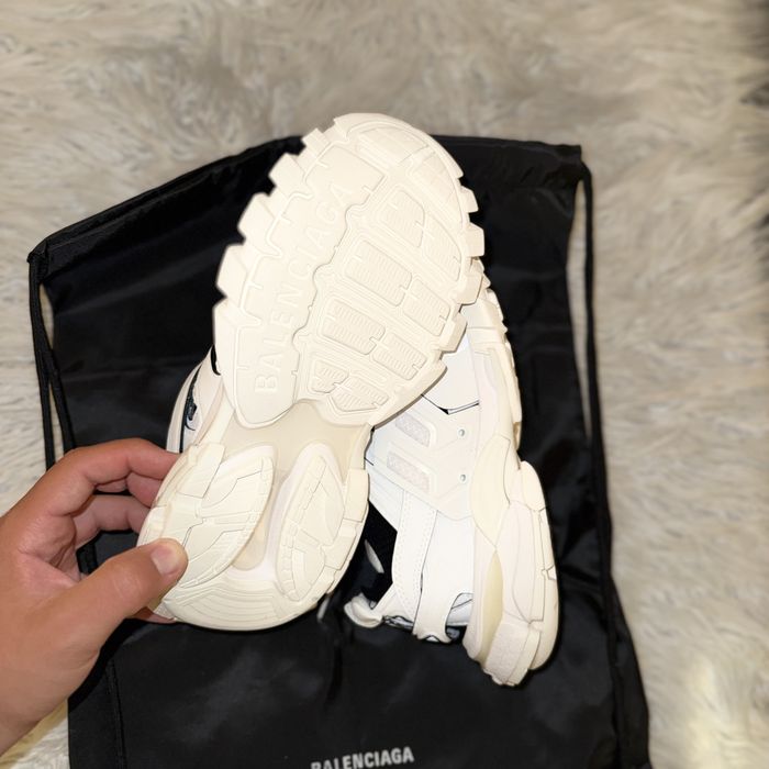 Balenciaga track 38