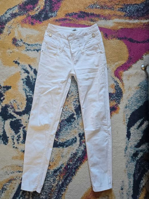 Бели дънки Liu Jo