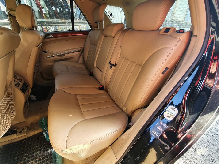Dezmembrari  Mercedes-Benz ML / M-CLASS (W164)  2005  > 0000 ML 320 C