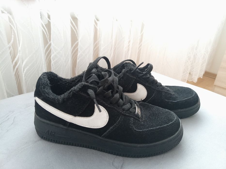 Кроссовки теплые