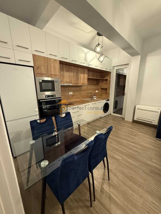 Тристаен апартамент в Центъра