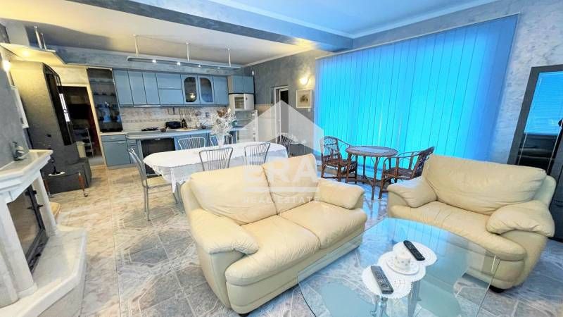 Парцел с крайпътен комплекс с ресторант с лице  на главен път София -