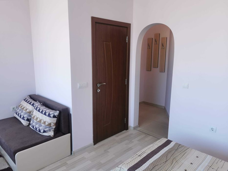 Луксозен мезонет "Татяна" с басейн до санаториума. Под Наем