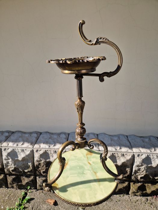 Уникален антикварен френски бронзов подов пепелник