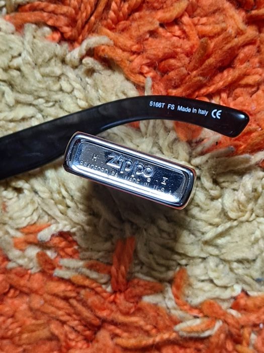 Bricheta/ochelari soare Zippo