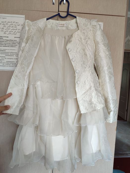 Новый этикеткасымен койлек