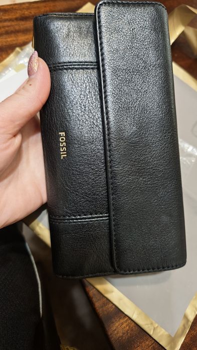 Дамски портфейл Fossil, дамско портмоне