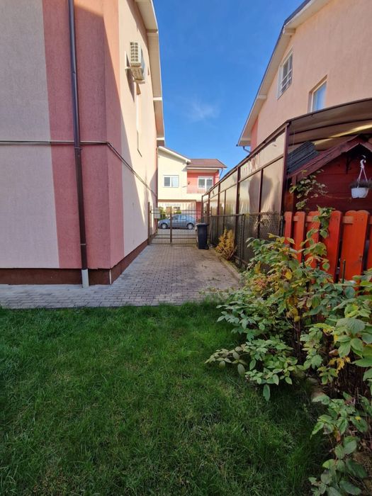 Inchiriez duplex cart. Paradisul Verde