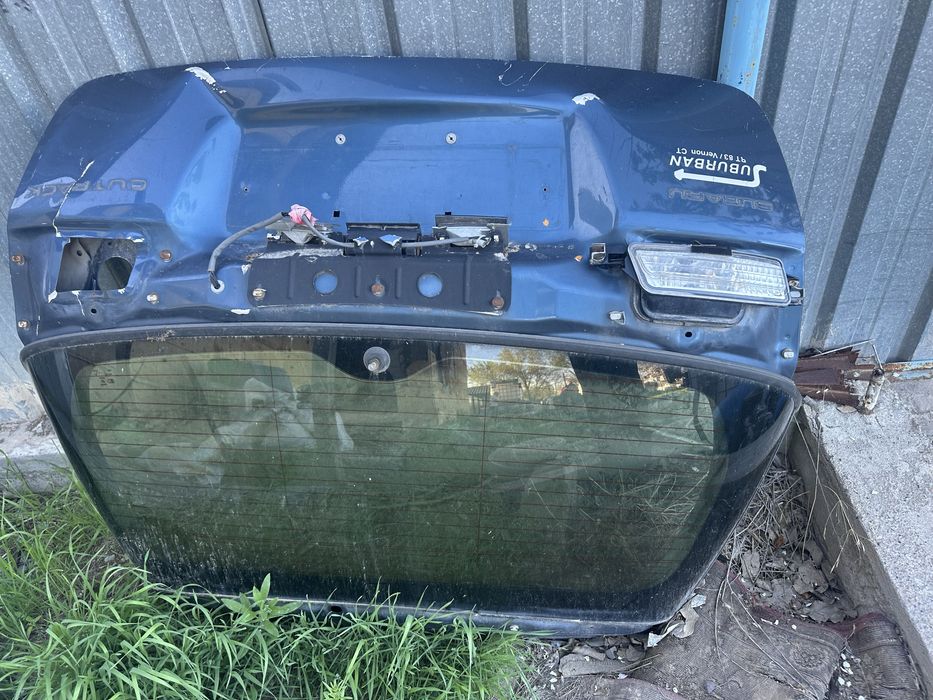 Заднее стекло субару легаси 4 универсал.