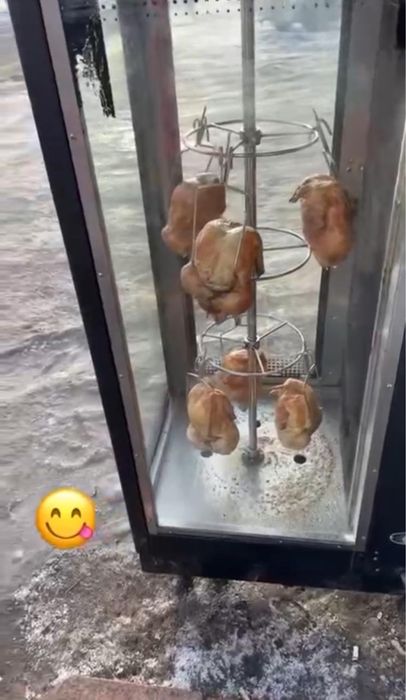 Продается гриль для кур