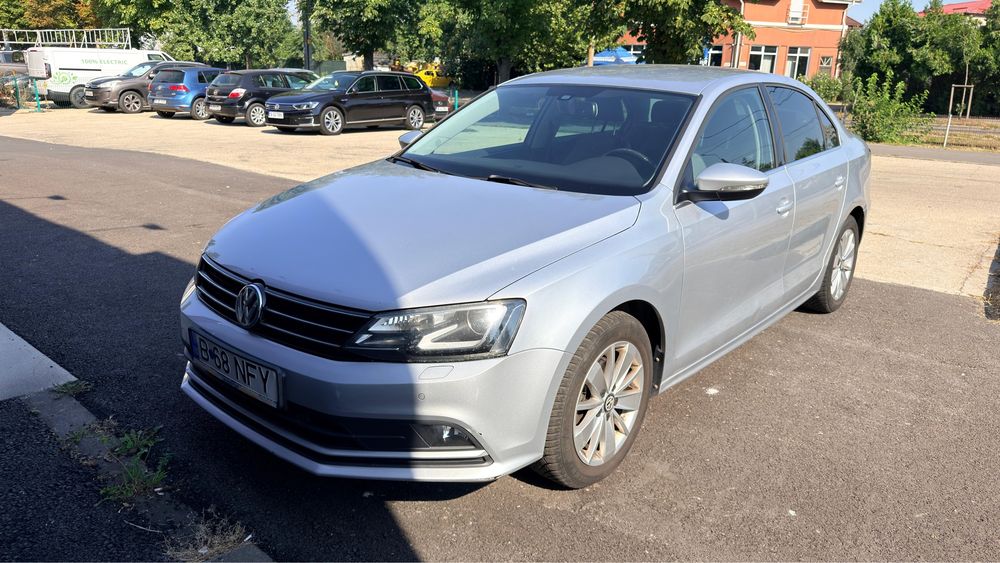 VOLKSWAGEN Jetta 2015 — imagine 3