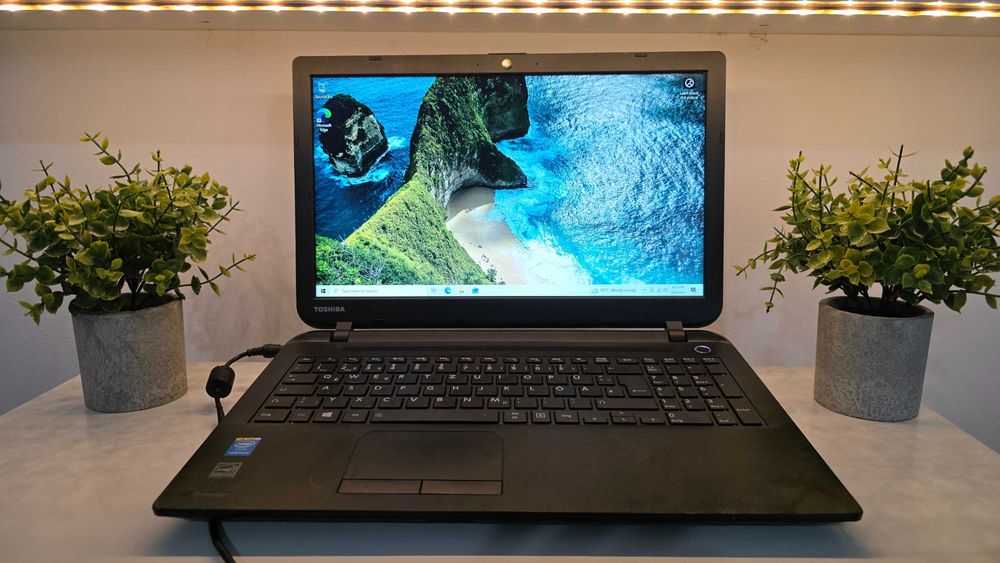 Laptop Toshiba Satellite C50-B-17R