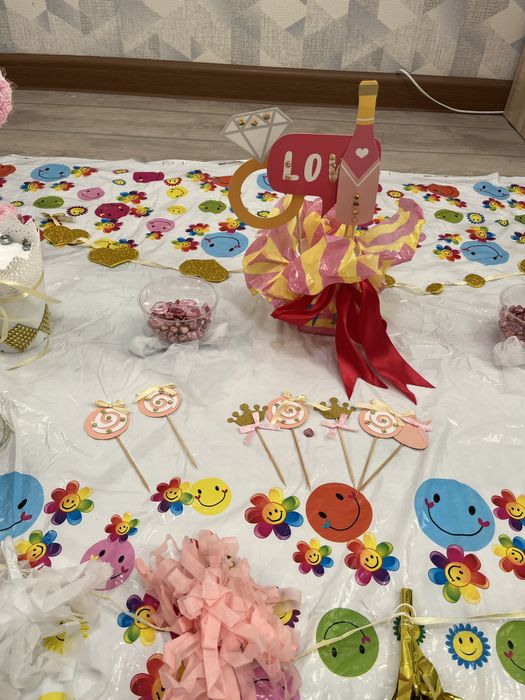 Продам украшения для кэнди бара