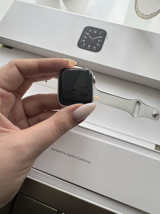 Apple Watch SE Silver 40 mm Оригинал