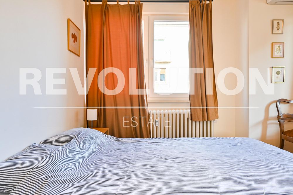 Дава се под наем Тристаен апартамент в София, Център - 135 кв.м за 1000 € - Снимка #15