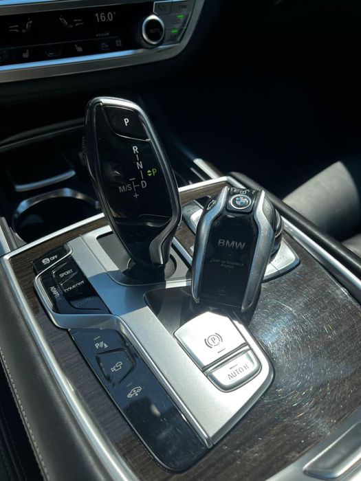 Vand bmw seria 740 D 2017!