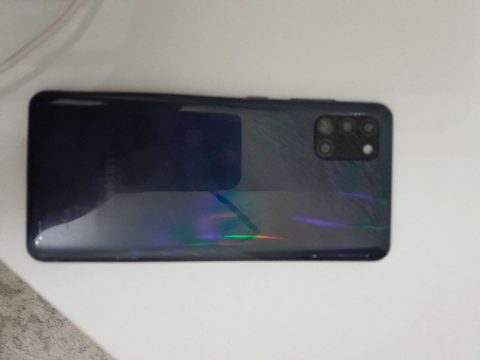 Самсунг а 31  телефон