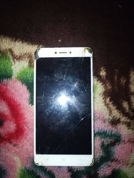 Продам релми нот 4 в рабочем состоянии