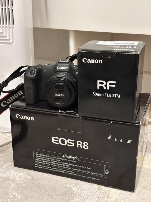 Canon EOS R8 + RF 50mm f/1.8 STM