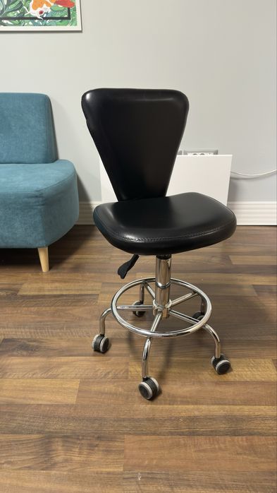 Козметичен/фризьорски стол