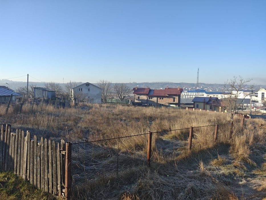 Teren intravilan Răchiți 1500 mp