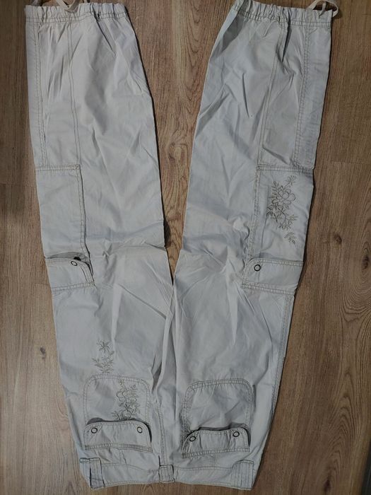 Дамски спортен  панталон.