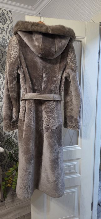Шуба мутоновая продам б/у