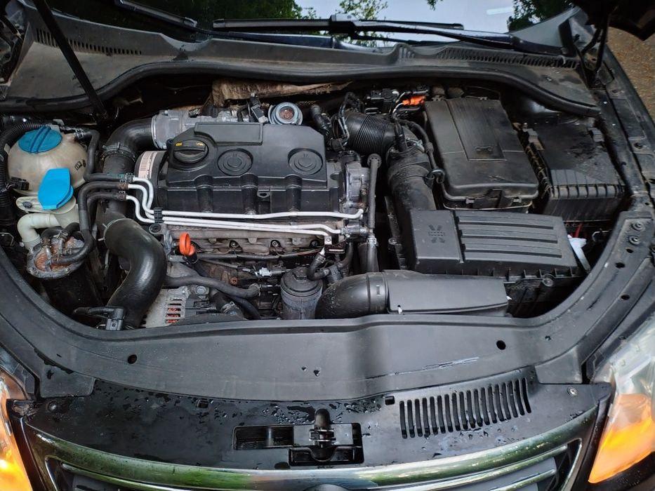 Vând Volkswagen Eos