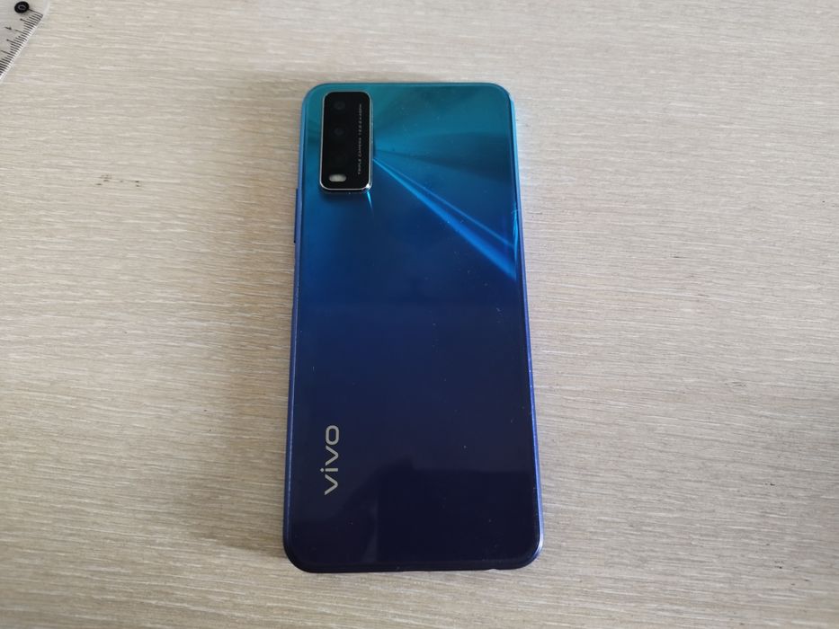 Vivo Y20 продам телефон