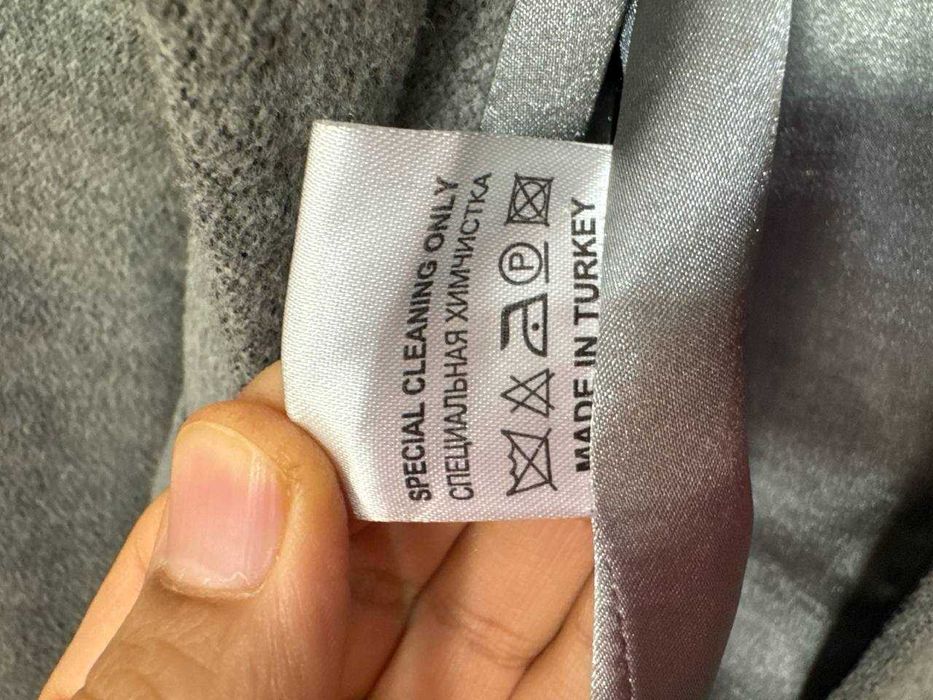 Palto turetskiy SROCHNO  399 000 sum Пальто Турция СРОЧНО