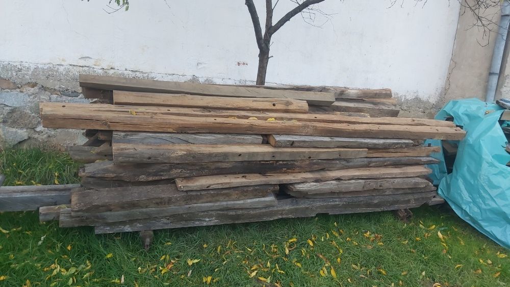 Lemn vechi din stejar