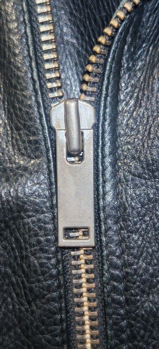 Кожаная куртка Sandro оригинал размер L