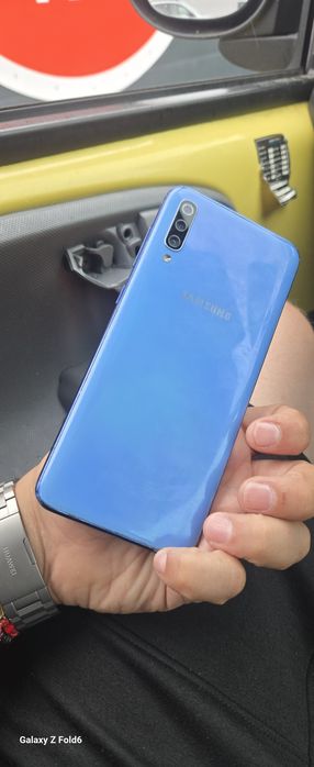 Samsung galaxy a70