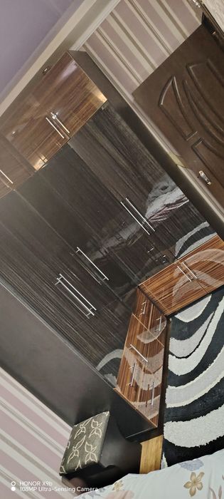 Срочно Продаётся шкаф и комод