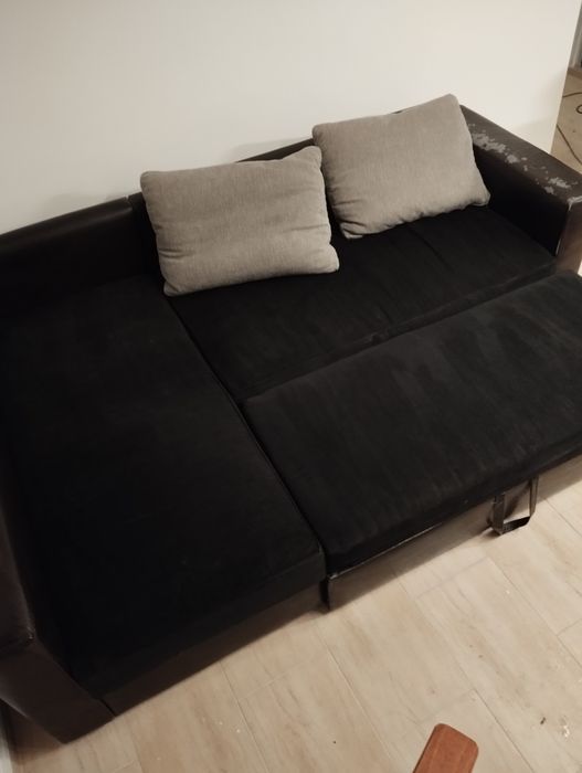 Colțar extensibil 3 locuri cu lada de depozitare