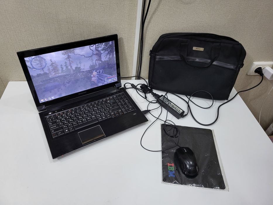 Lenovo ноутбук с Играми