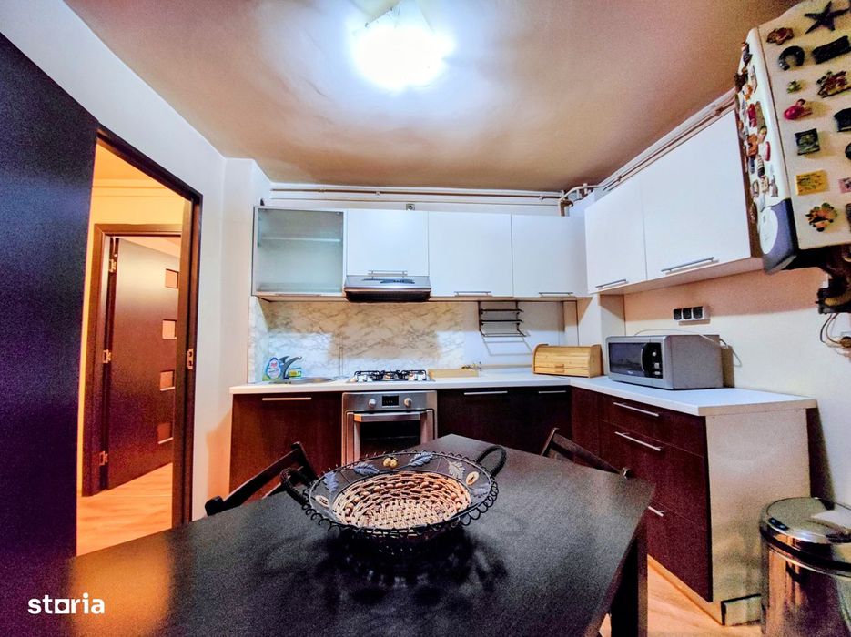 De inchiriat apartament cu 3 camere zona Girocului , Timisoara