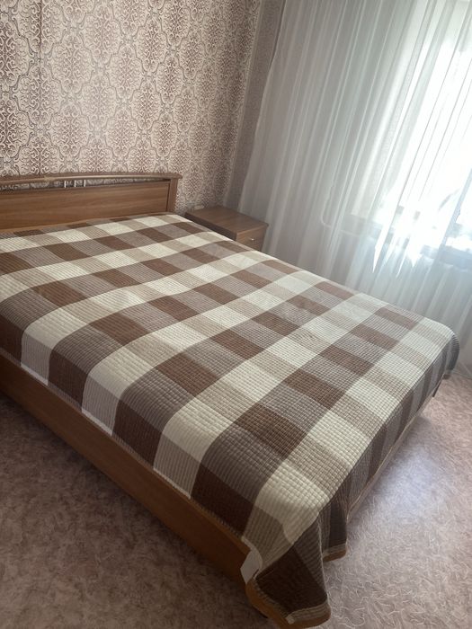 Спальный гарнитур б/у