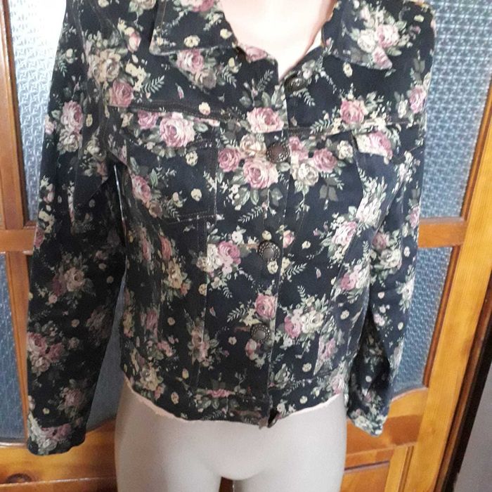 Пиджак джинсовый