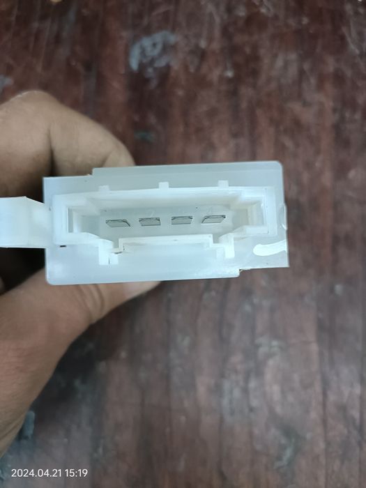 Продам  резистор вентилятора  отопителя