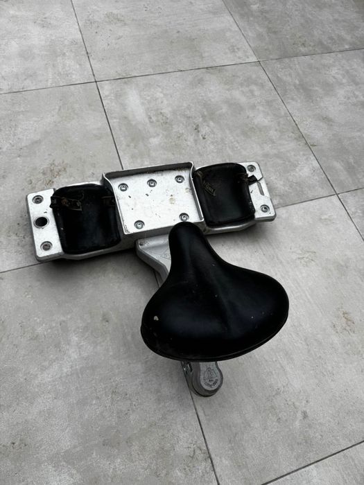 Количка за лепене и фугиране на плочки