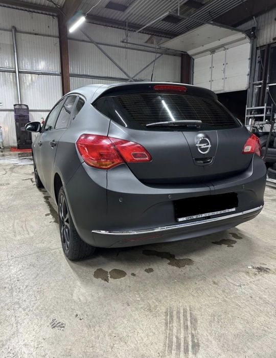 Opel Astra J Hatchback