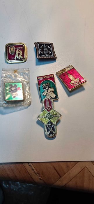 Продавам лот значки от бившия СССР