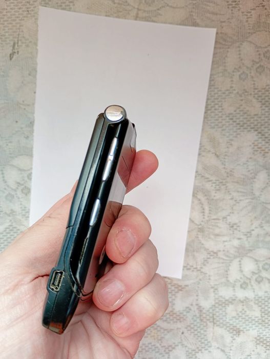 Motorola  V3 + accesorii ( decodat)