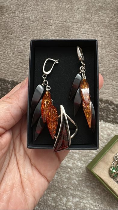 Серебро янтарь 925